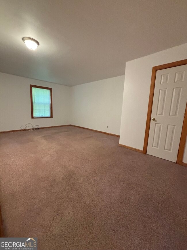 Building Photo - 45 Grandview Ct