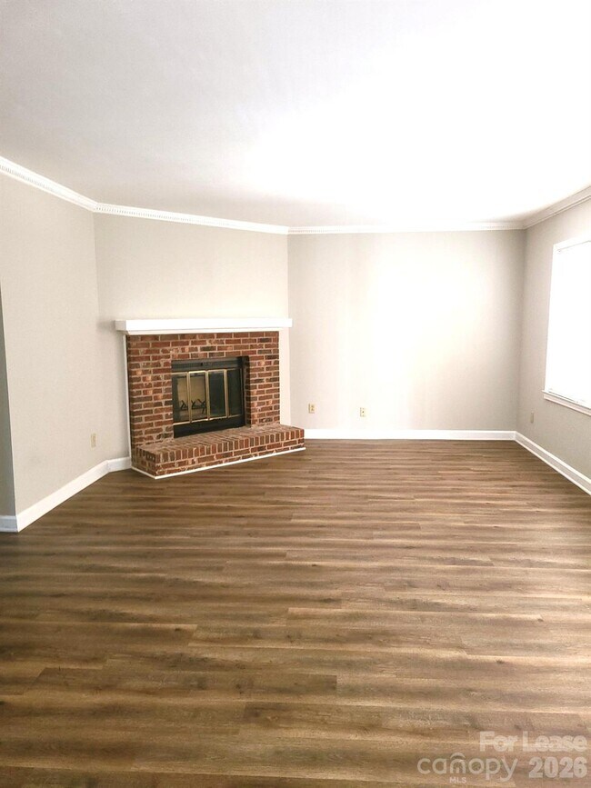 Foto del edificio - 2141 Selwyn Ave