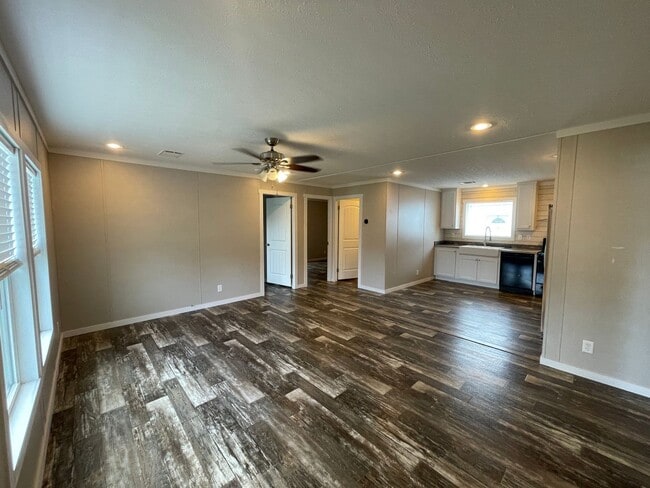 Building Photo - Nice 3 Bedroom 2 Bath Home Built in 2021 A...