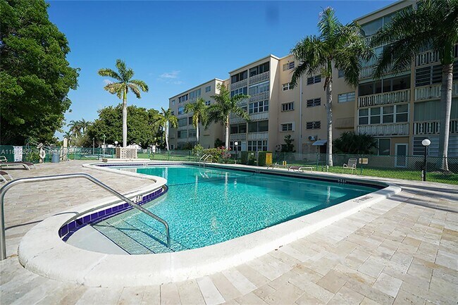 Foto del edificio - 219 NE 14th Ave
