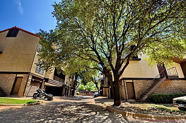 Foto del edificio - 5630 Spring Valley Rd