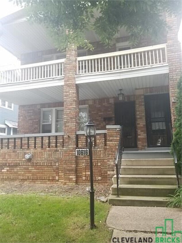 Primary Photo - 10616 Bernard Ave
