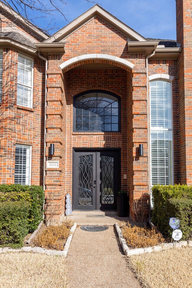 Foto del edificio - 5131 Quail Lake Dr