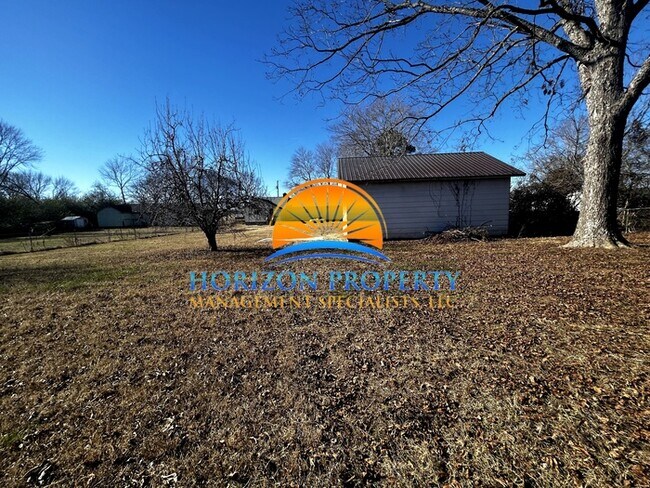 Building Photo - 231 Stephens Rd