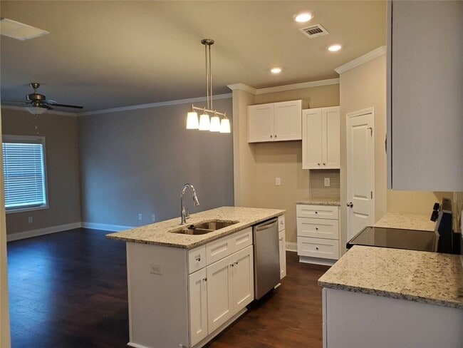 Building Photo - 4151 Fulson Dr