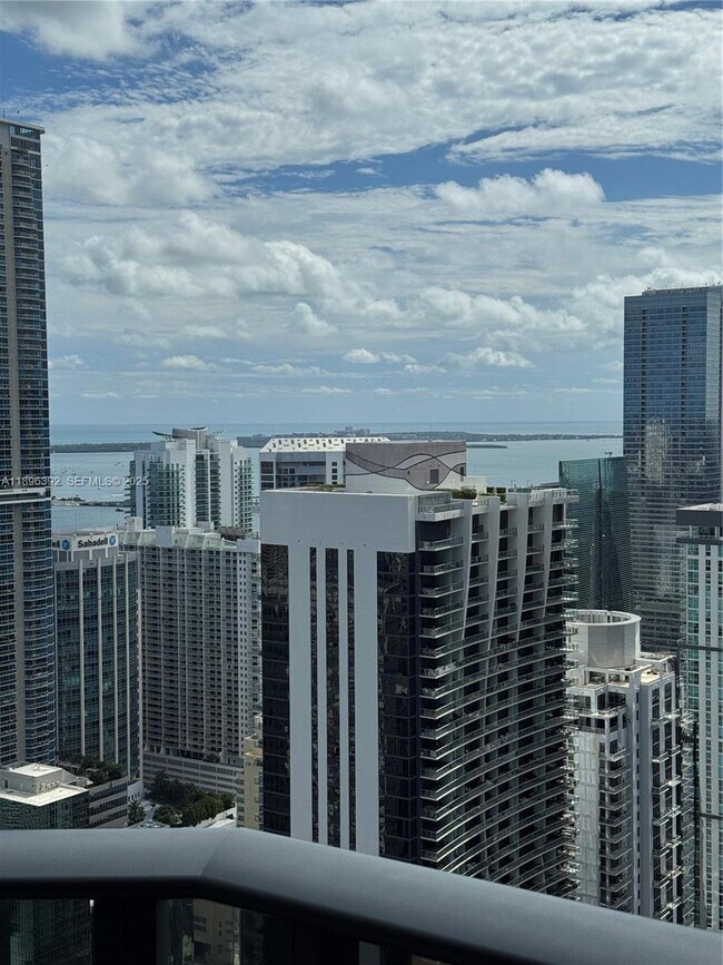 Foto del edificio - 801 S Miami Ave