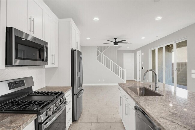 Foto del edificio - 11649 Redwood Mountain Ave