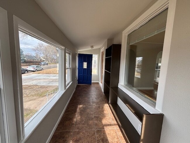 Building Photo - 4 Bedroom 2 Bath House by Frontier Park