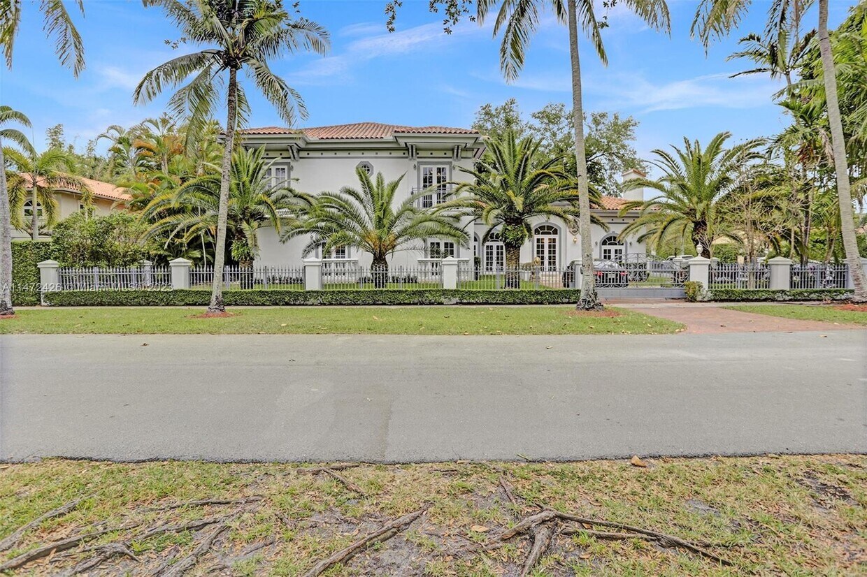 1224 Almeria Ave, Coral Gables, FL 33134 House Rental in Coral Gables