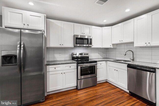 Photo - 2125 N 20th St Apartment