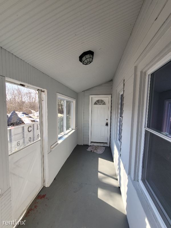 Building Photo - 4 br, 2 bath House - 575 Spruce St