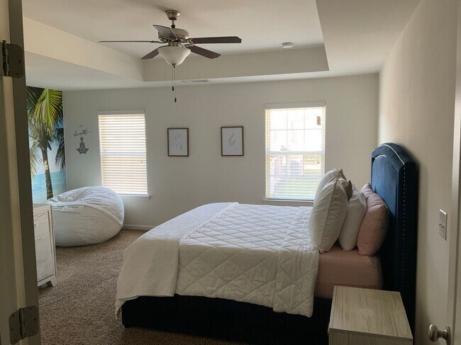 Foto del edificio - 3421 Open Fields Dr