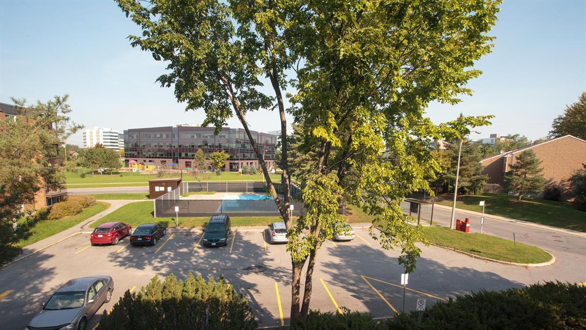 Photo du bâtiment - Southpoint Villa Apartments