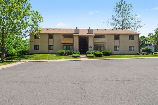 Foto del edificio - 902 Dogwood Ct