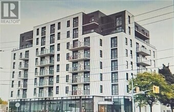 Building Photo - 7 Erie Ave