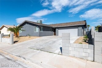 Building Photo - 6420 W Alomar Ave