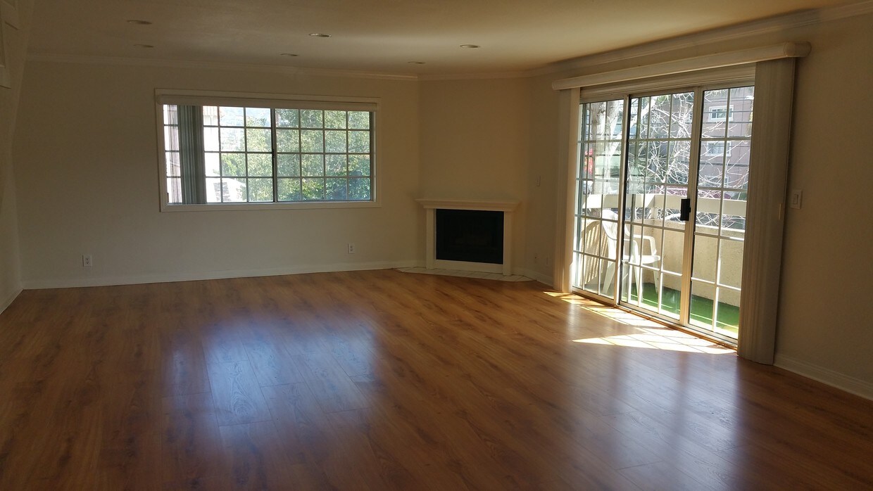 333 W Alameda Ave, Burbank, CA 91506 Condo for Rent in Burbank, CA