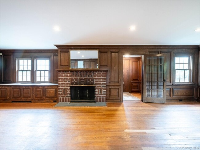 Building Photo - 189 Nassau Ave