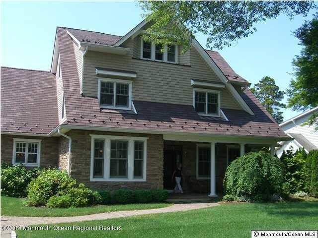 Primary Photo - 306 Chicago Blvd