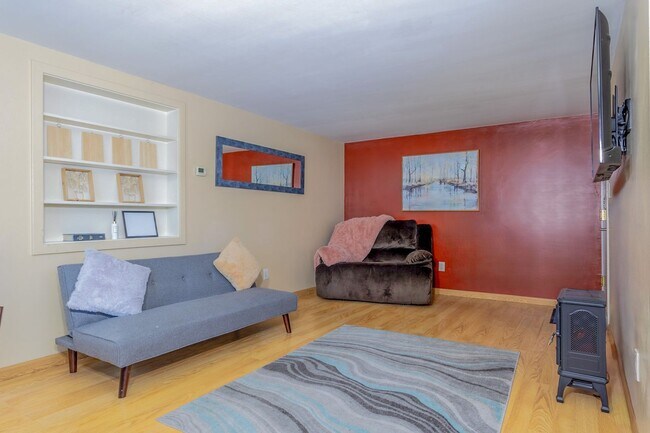 Foto del edificio - Old Airport Road 4751-VS