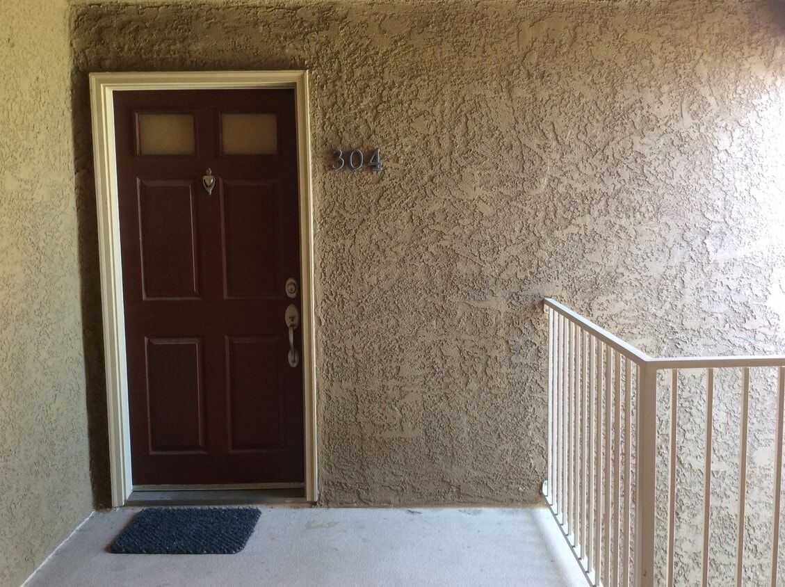 Building Photo - One-Bedroom 3rd Floor Condo in Sage Canyon...