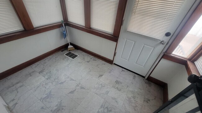 Foto del edificio - 168 Main St