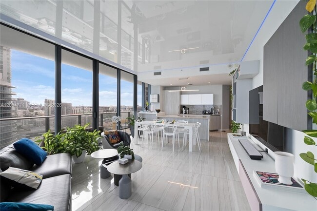 Foto del edificio - 480 NE 31st St