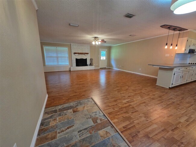 Foto del edificio - 15151 Farm to Market 429