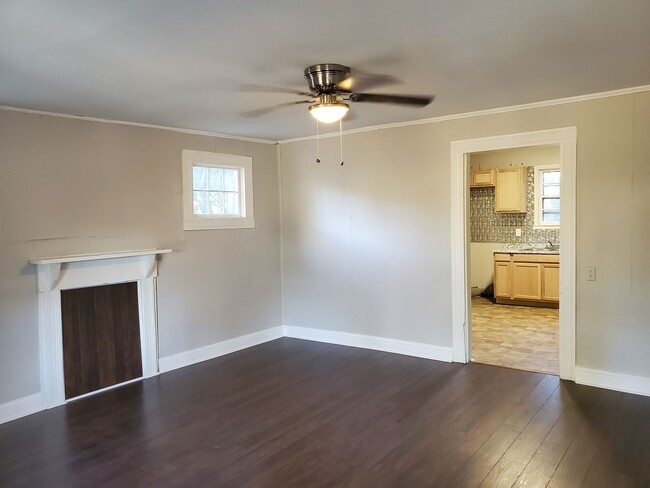 Building Photo - Newly remodeled 2bd/1ba