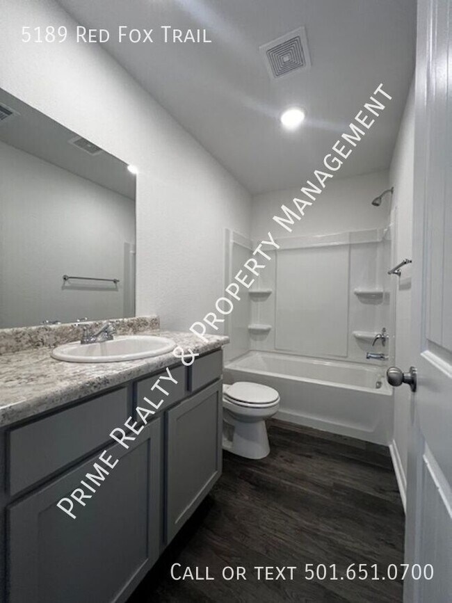 Building Photo - 5189 Red Fox Trl