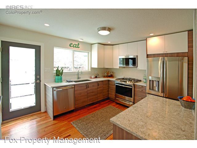 Building Photo - 4 br, 2 bath House - 1552 Oak Avenue