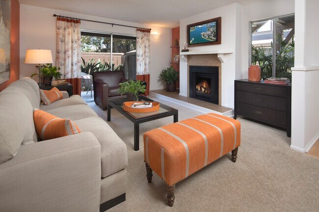 Foto del edificio - Woodbridge Pines Apartment Homes