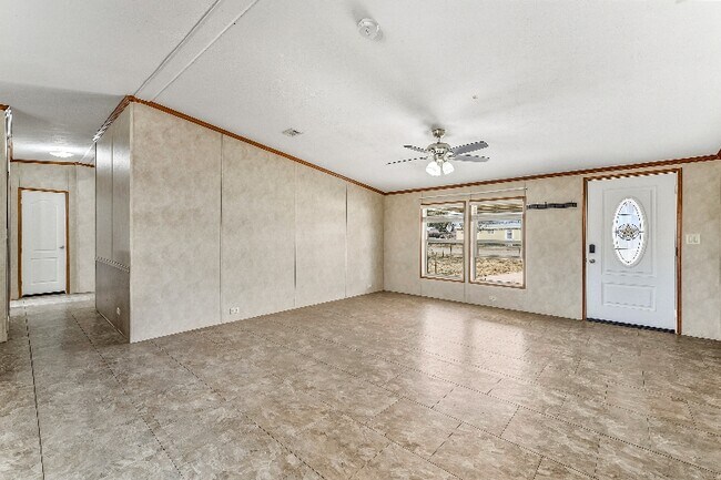 Foto del edificio - 1 Address given for showing