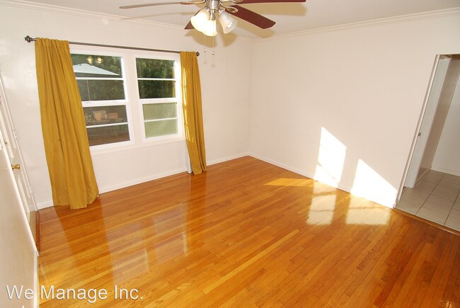 Foto del edificio - 1 br, 1 bath House - 952 E 2nd Street #4