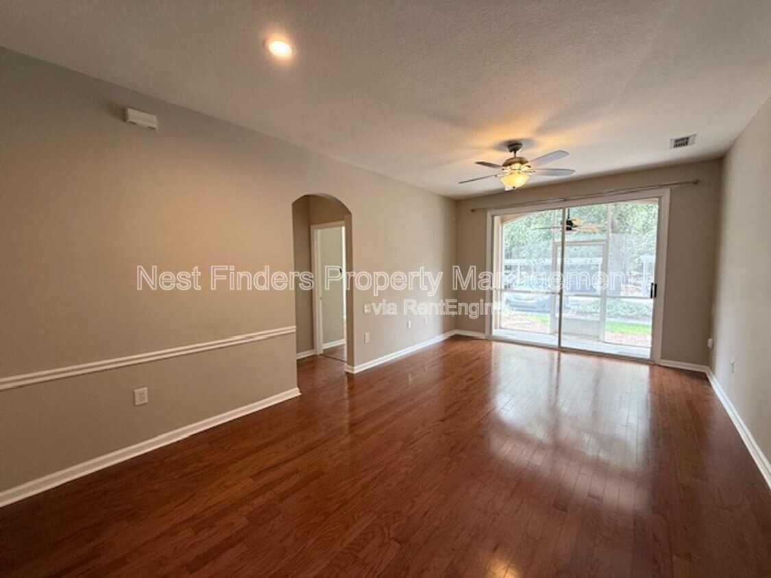 Primary Photo - 7990 Baymeadows Rd E