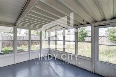 Foto del edificio - 8104 E 50th St