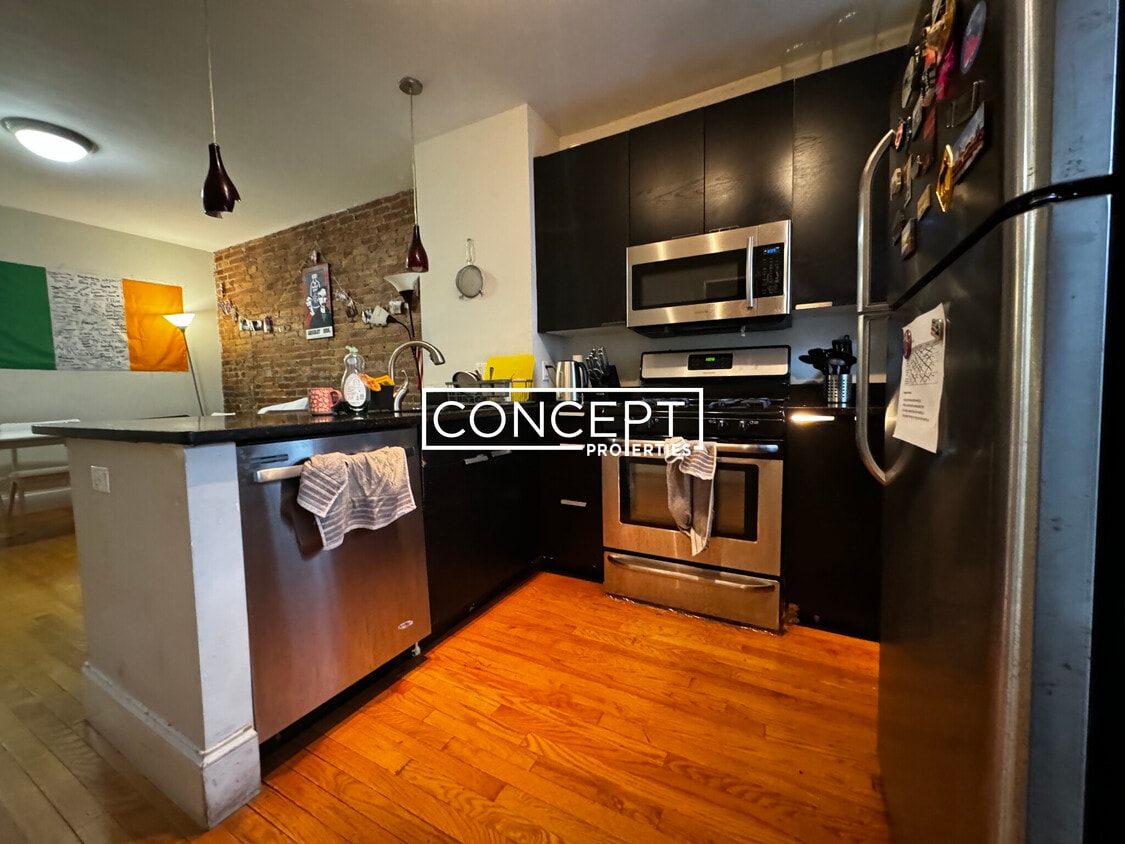 Foto principal - 14 Parker Hill Ave