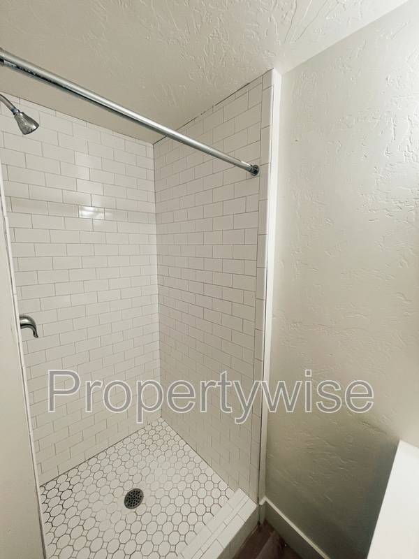 Foto del edificio - 759 E Scott Ave