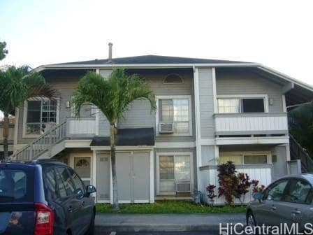 Primary Photo - 383 Mananai Pl