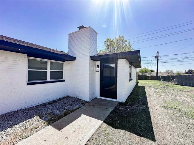 Foto del edificio - 4710 NW Motif Manor Blvd
