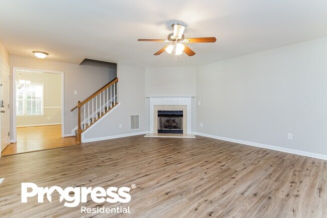 Building Photo - 109 Mayflower Way