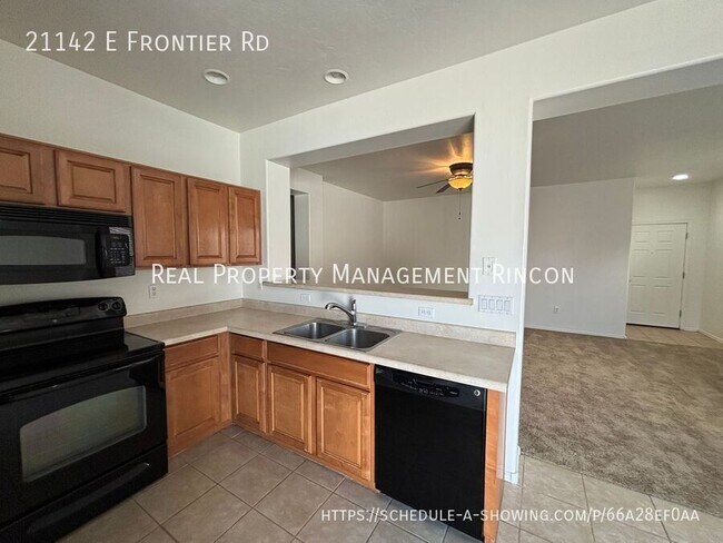 Foto del edificio - 21142 E Frontier Rd