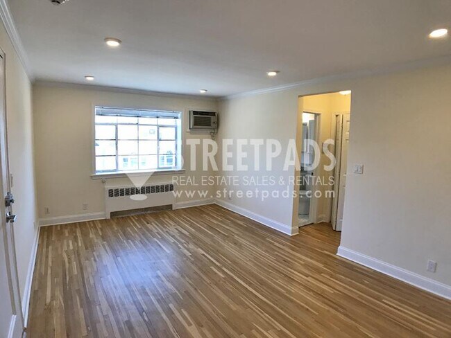 Foto del edificio - 1 bedroom in Brookline MA 02446