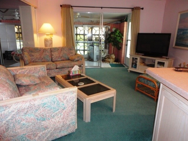 Foto del edificio - 1BR + Den with Murphy Bed/2BA Single level villa on the Beach!