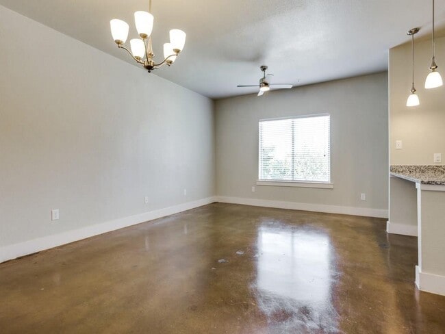 Building Photo - 3221 Elihu St