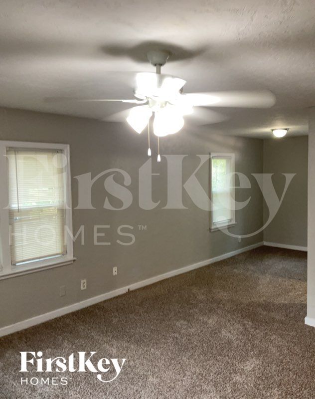 Foto del edificio - 8000 E 87th St