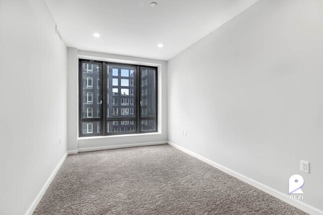 Building Photo - 148-36 89th Ave