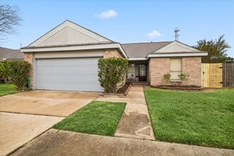Building Photo - 11834 S Fairhollow Ln