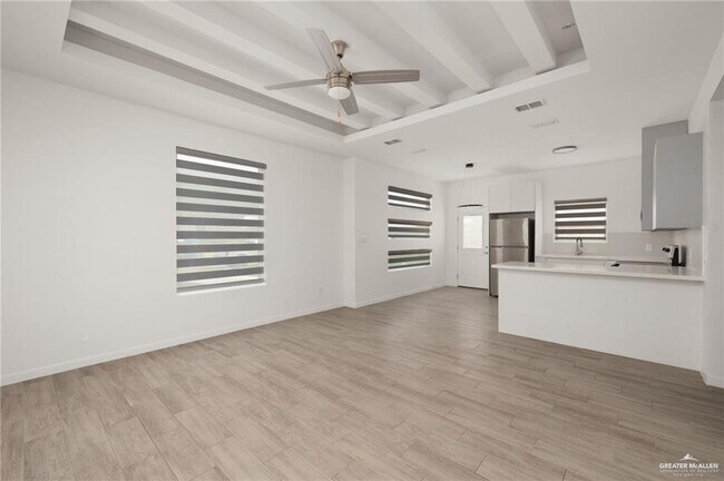 Foto del edificio - 312 W Campeche Ave