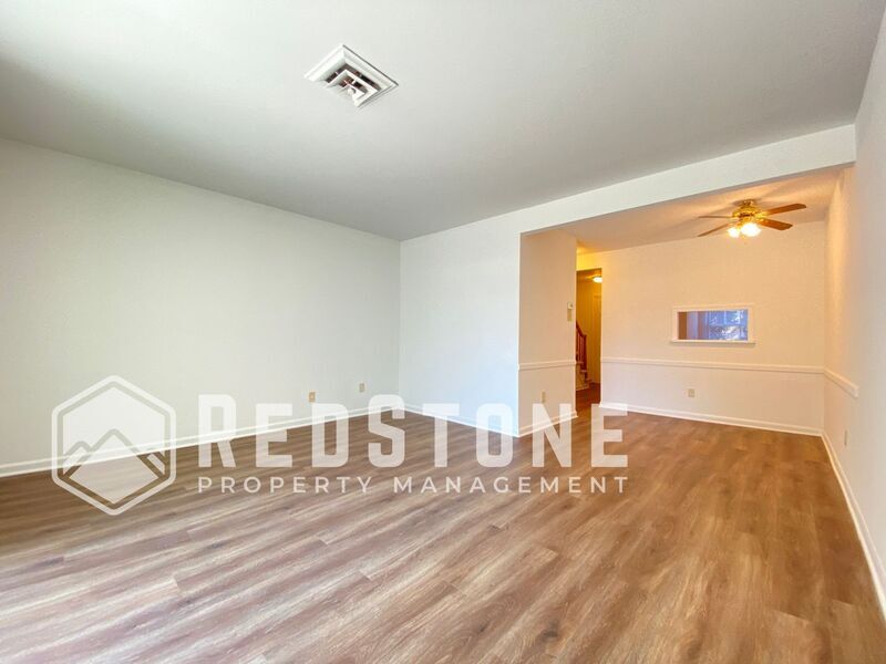 Primary Photo - 2401 Vanstory St
